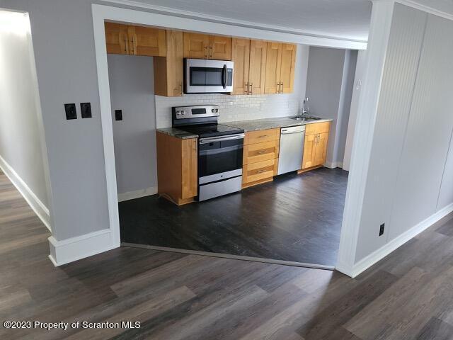 Building Photo - 1439 Wyoming Ave