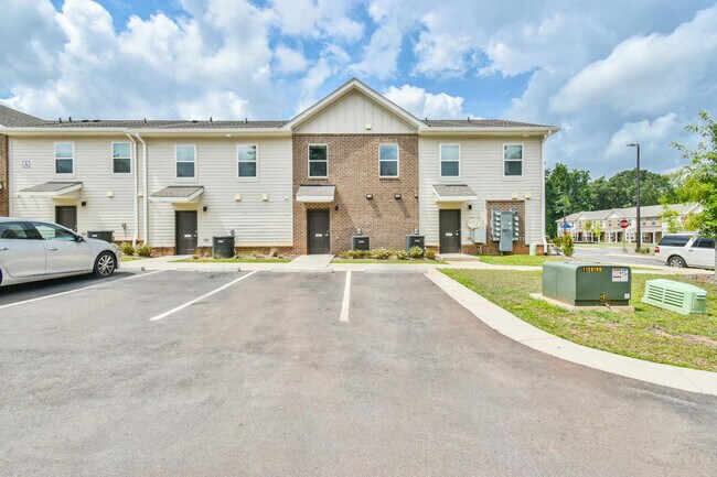 Building Photo - Canaan Crossing
