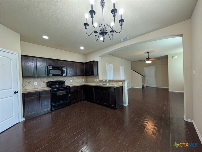 Building Photo - 1032 Brown Rock Dr