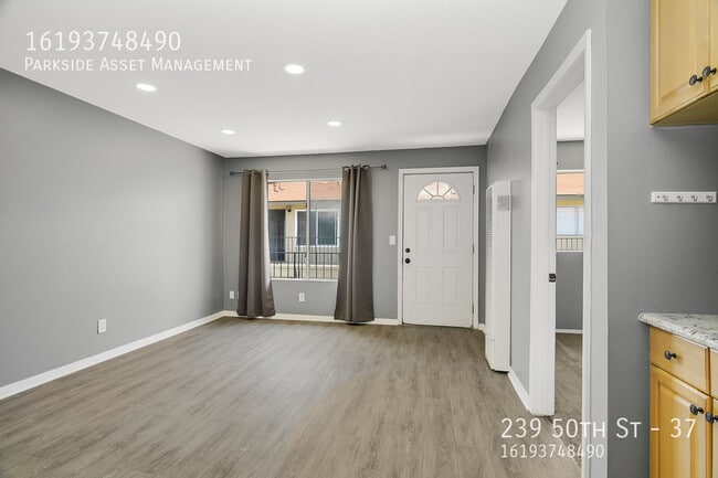 Building Photo - 239 50th St
