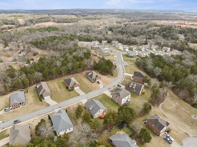 Building Photo - 3 Bedroom 3 Bath Home in Mt Juliet Now Lea...