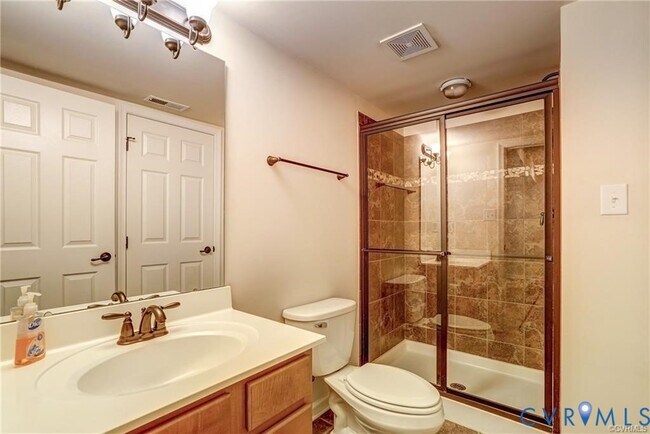 Building Photo - 200 Siena Ln