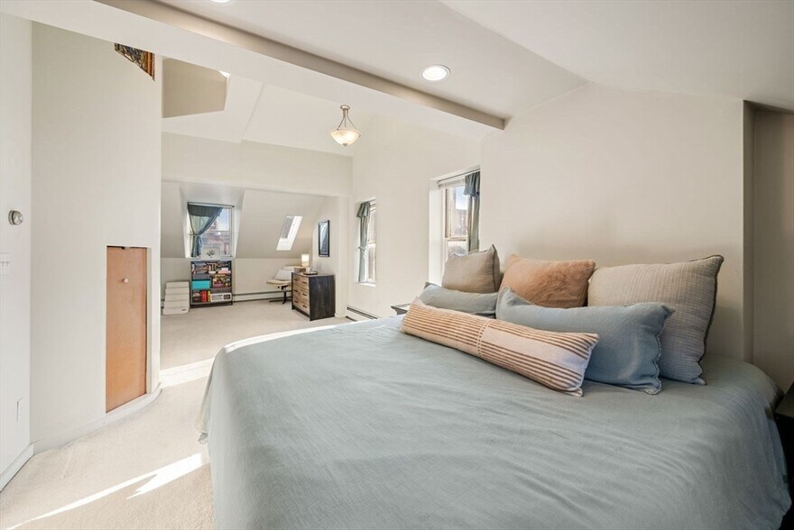 Building Photo - 468 Shawmut Ave