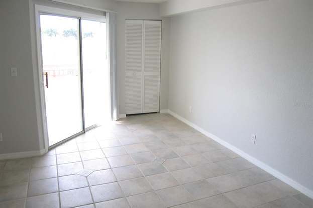 Building Photo - 2323 Feather Sound Dr