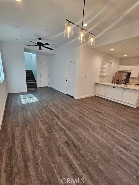 Building Photo - 5967 Bagley Ave