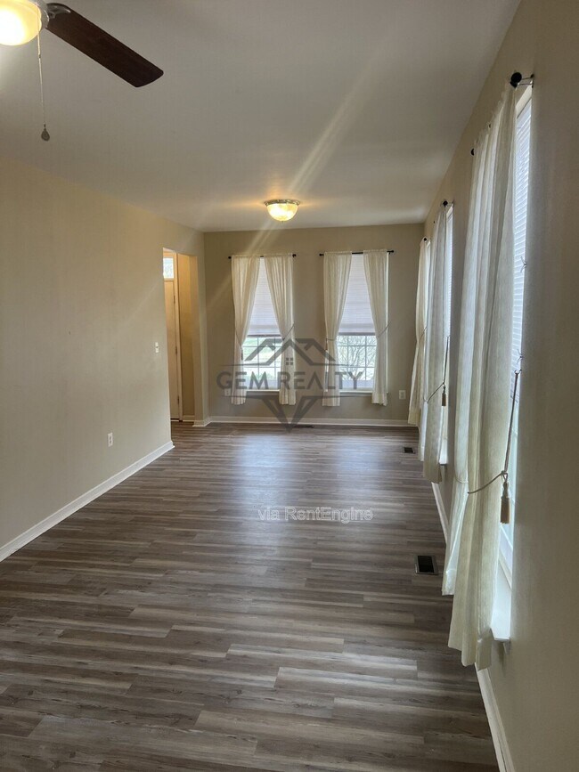 Building Photo - 6507 Hot Spring Ln