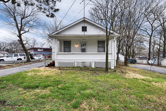 Building Photo - 9459 Midland Blvd