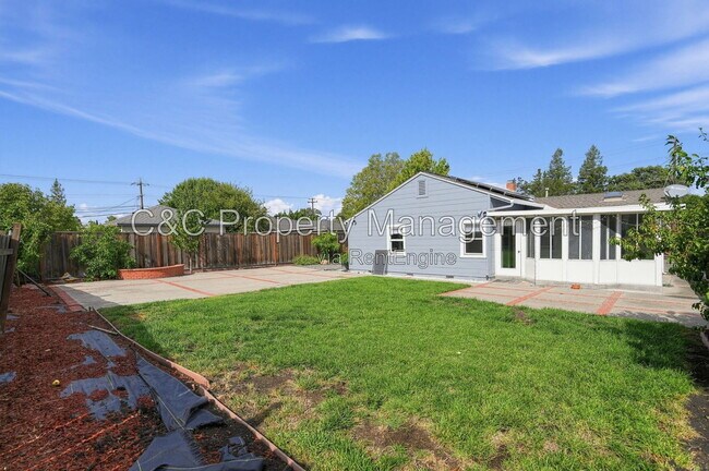 Building Photo - 3606 Granzotto Dr
