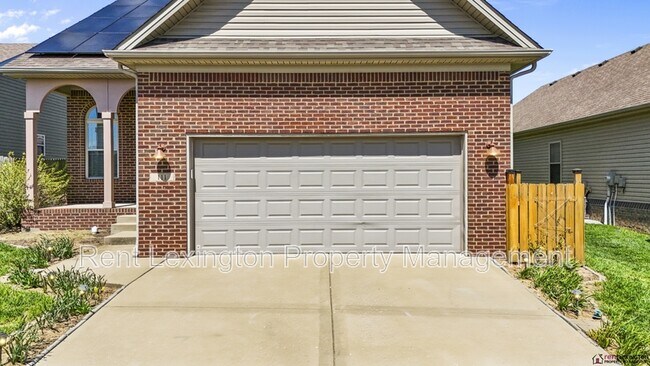 Building Photo - 111 High Hope Ln