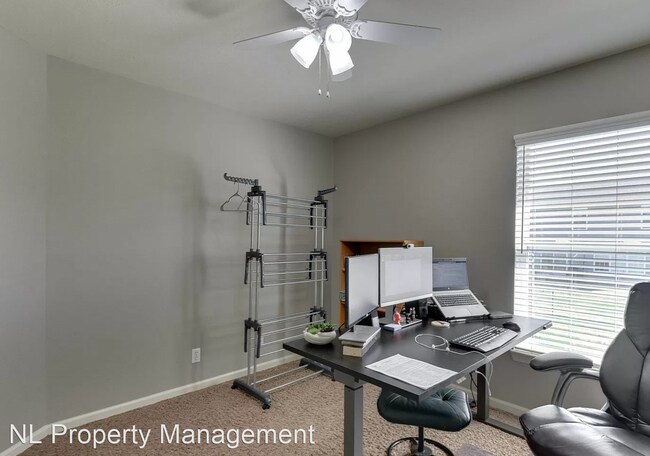 Building Photo - 5 br, 3 bath House - 19617 Poppleton Ave