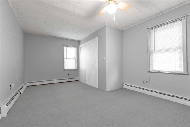 Building Photo - 2 Raymond St