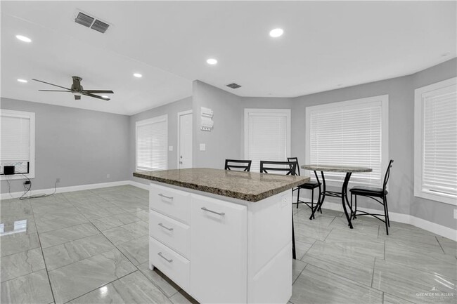 Building Photo - 21 N Missouri Ave