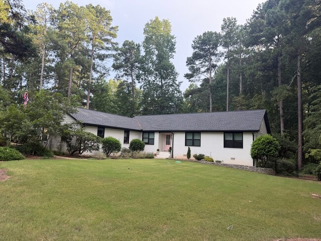 Building Photo - 1120 Creek Bridge Dr