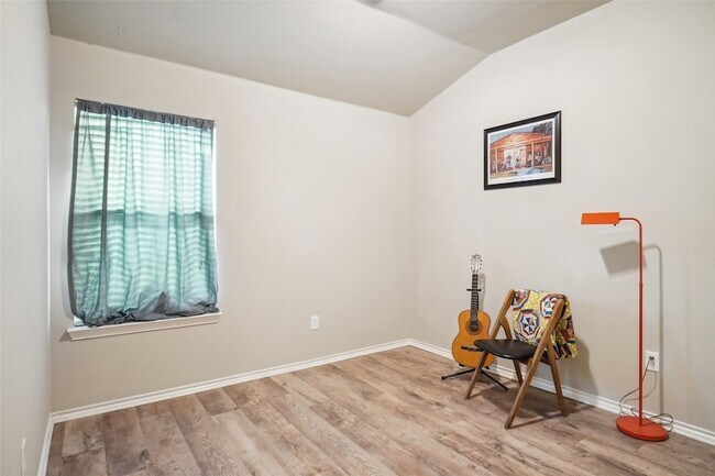 Building Photo - 3425 Crisoforo Dr