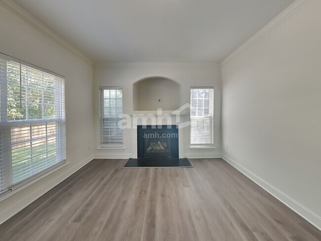 Building Photo - 3900 Arbor Creek Ct