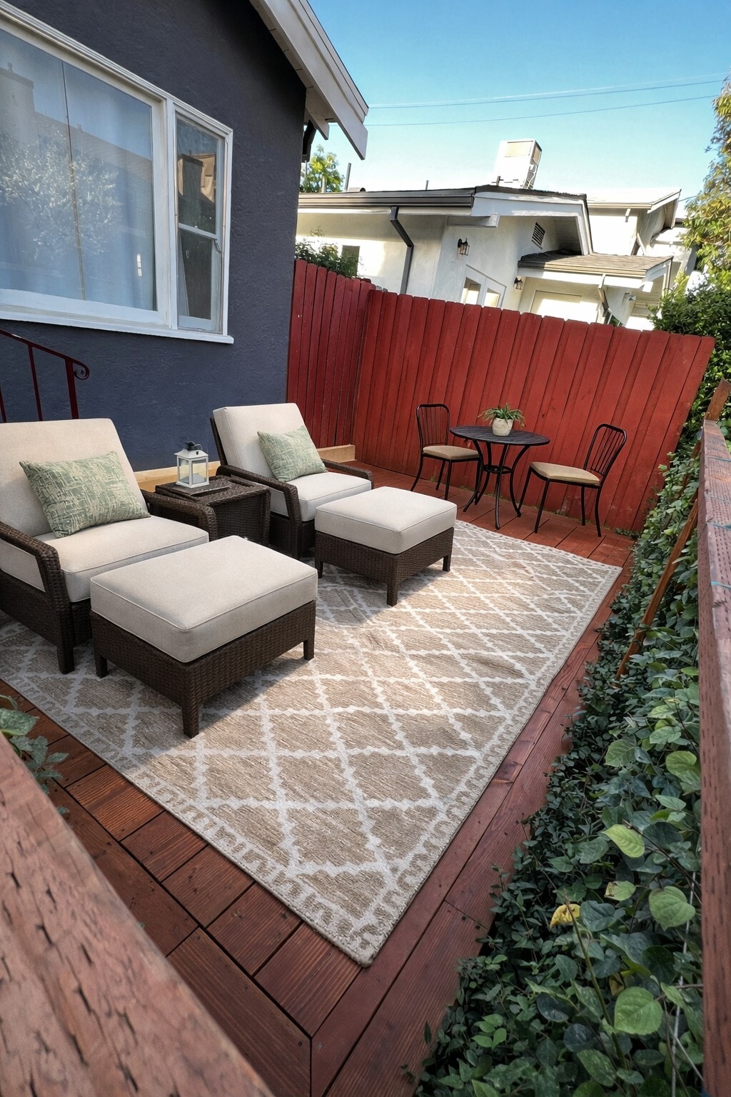 Building Photo - 11569 Iowa Ave