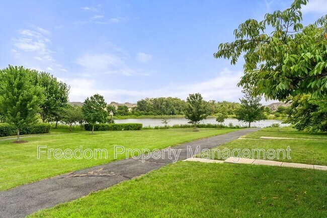 Building Photo - 42524 Rowderbury Sq