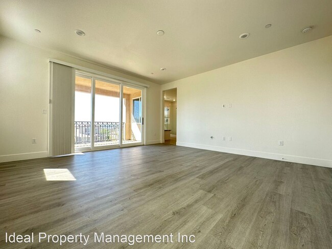 Building Photo - 5 br, 4.5 bath House - 1653 Golden Path Ln