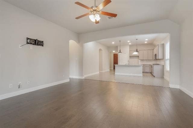 Building Photo - 1513 Tanglewood Trail