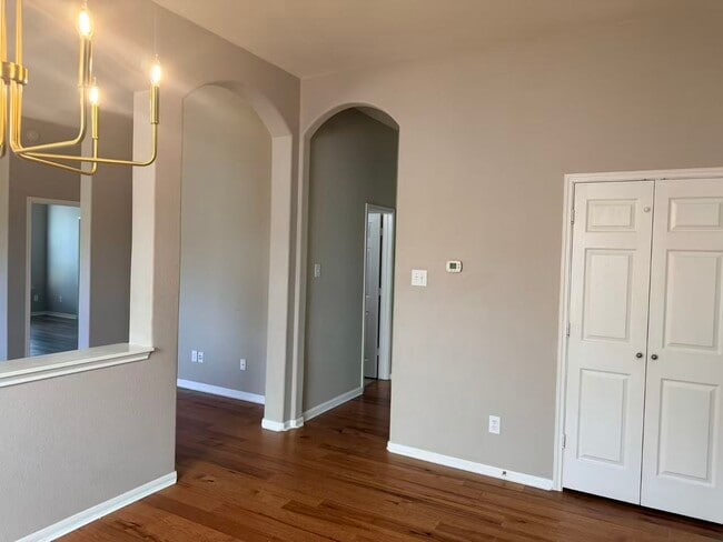 Building Photo - 26327 Whittmore Fields Dr