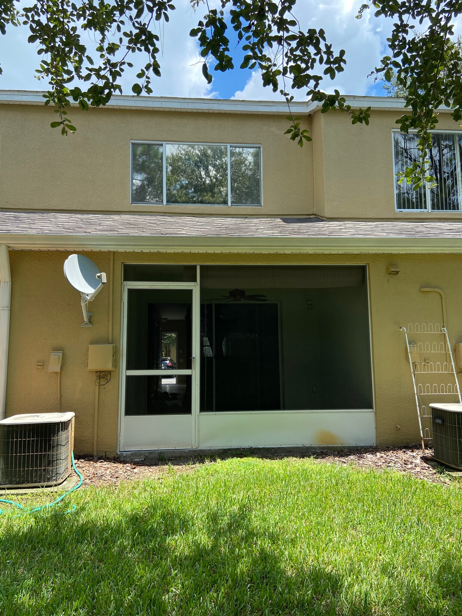 Building Photo - 1309 Throckmorton Dr