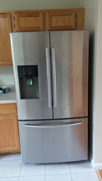 Kitchen Fridge - 286 Shaler Blvd
