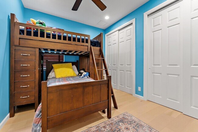 Building Photo - 236 Carina Dr