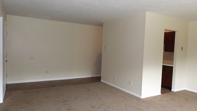 Building Photo - 901 Silver Meadows Blvd