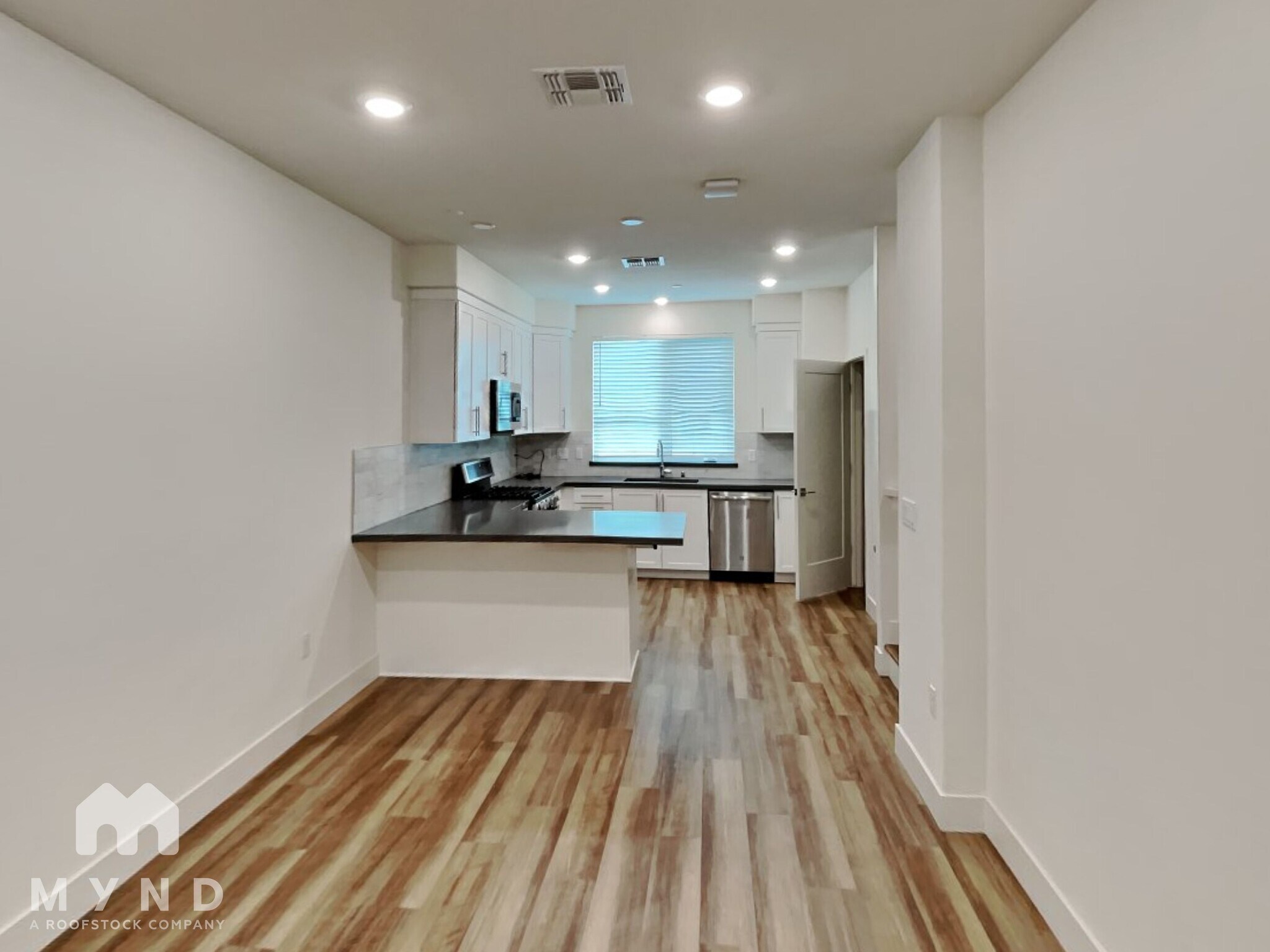 Building Photo - 4080 Linden St