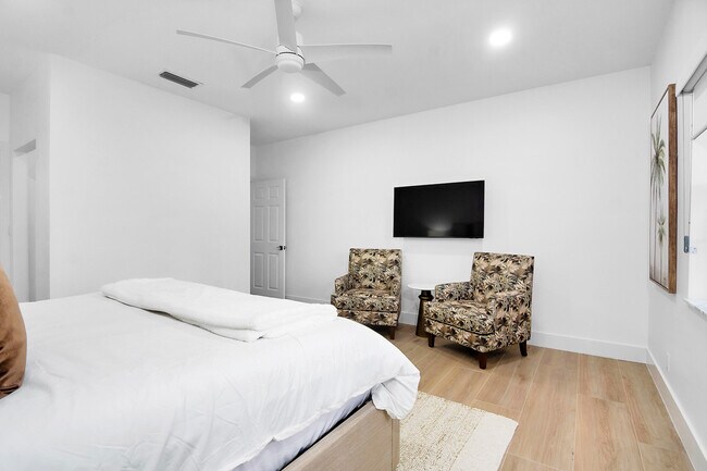 Building Photo - 201 Ryder Cup Cir S