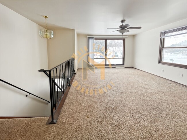 Building Photo - 1433 Baumgart Rd