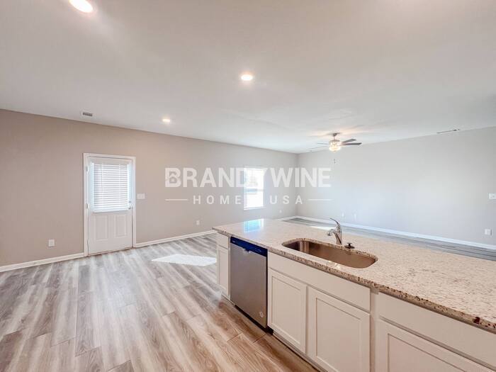 Building Photo - 207 Beam Dr