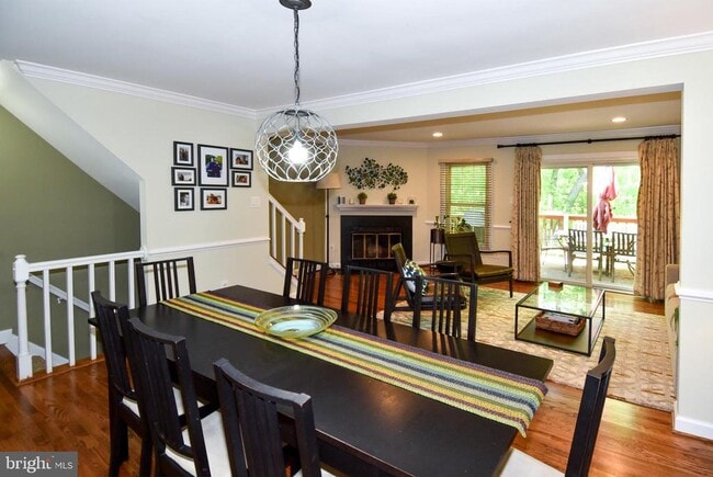 Building Photo - 5433 Grove Ridge Way