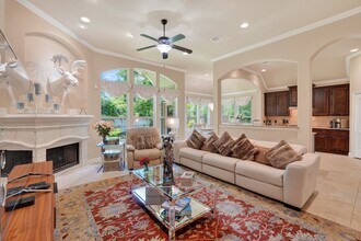 Building Photo - 55 S Victoriana Cir