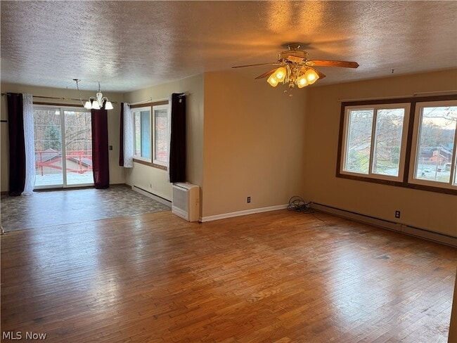 Building Photo - 71 E Mohawk Dr