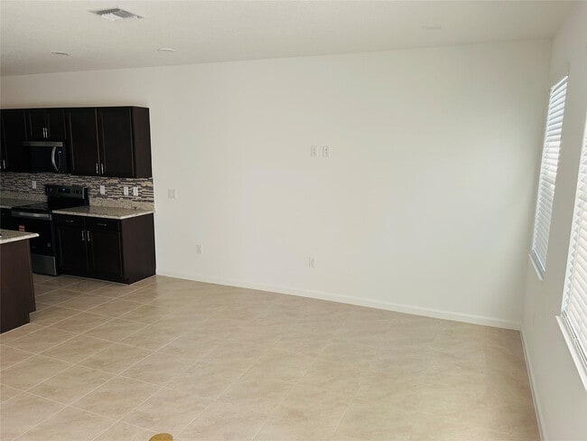 Building Photo - 4292 Longwood Lake Sq