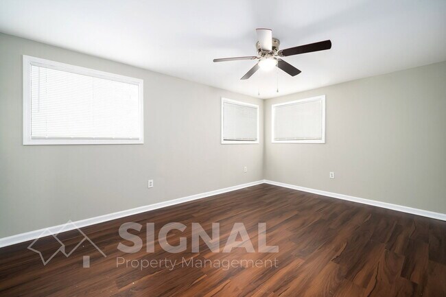 Building Photo - 1524 33rd St Ensley