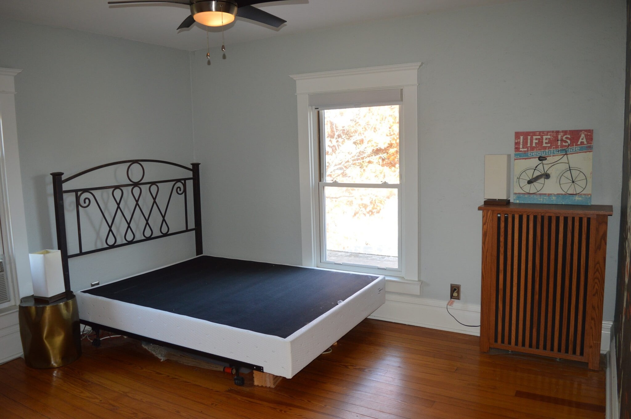 Building Photo - 1301 2nd St