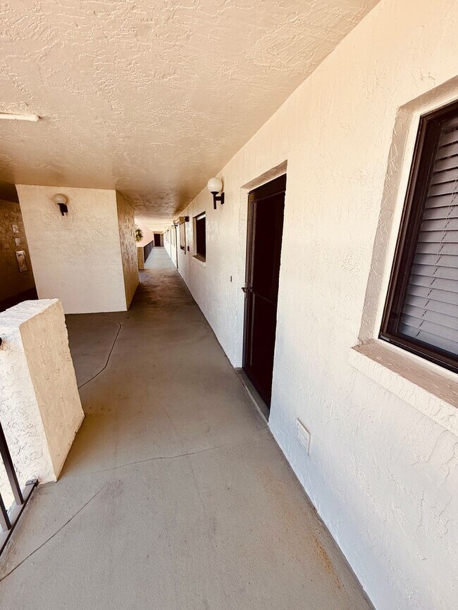 Building Photo - 250 S Sykes Creek Pkwy