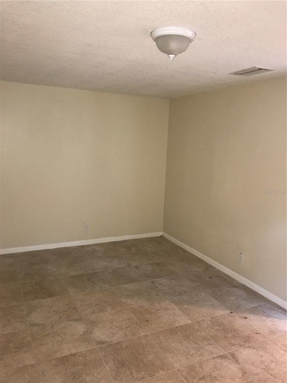 Building Photo - 906 Homewood Dr