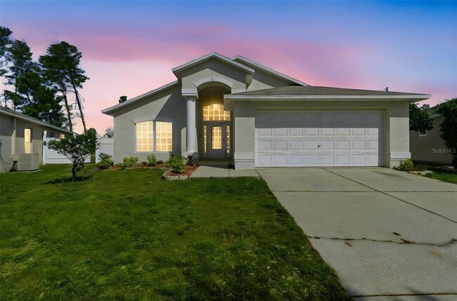 Building Photo - 7904 Floradora Dr