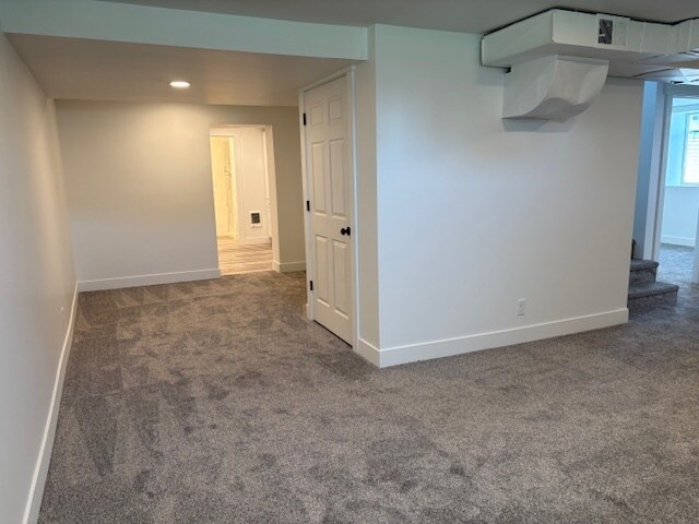 Building Photo - Newly remodeled house near the mall