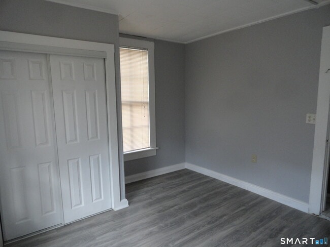 Building Photo - 177 E Pearl St