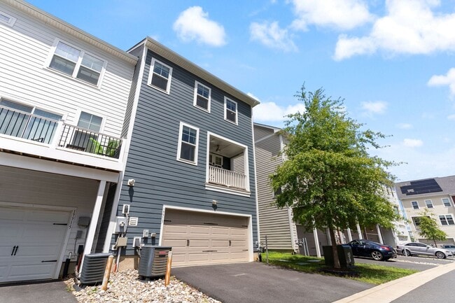 Building Photo - 17713 Longspur Cove Ln