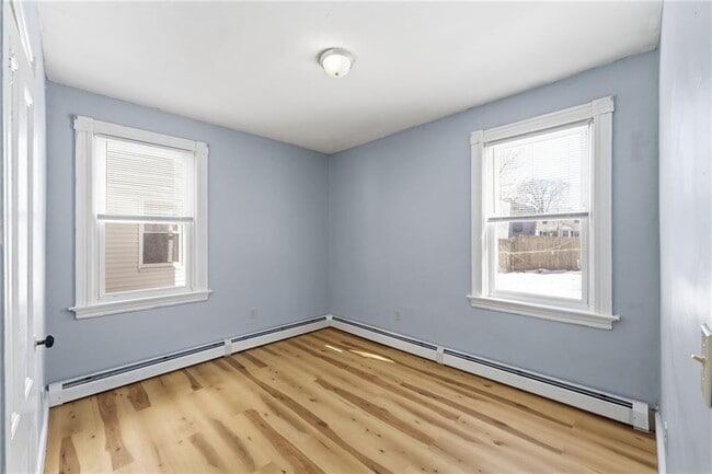 Building Photo - 18 Geneva St