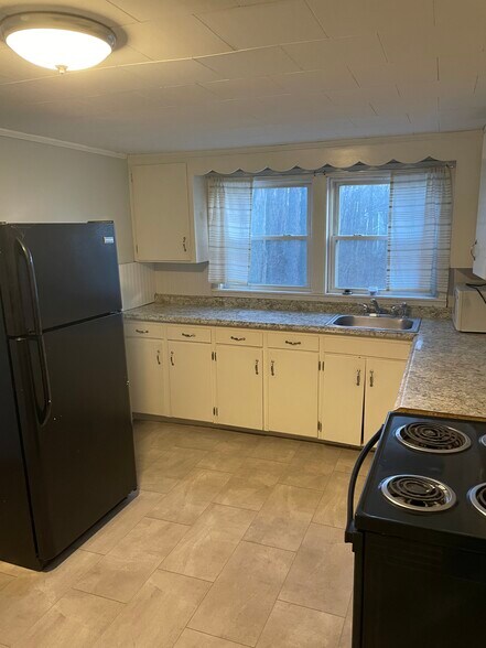 Building Photo - 17 Hanson St