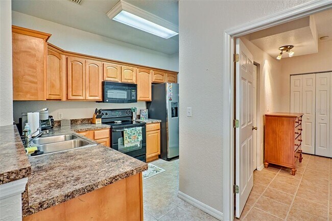 Building Photo - 2710 NW 104th Ct