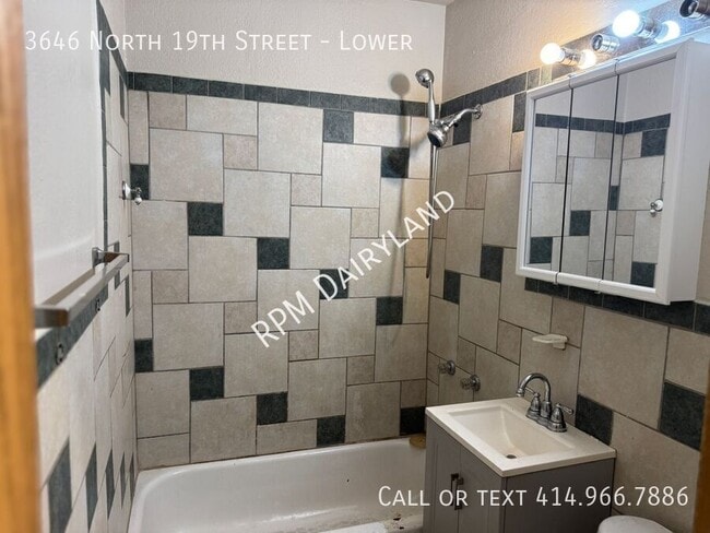 Building Photo - 3646 N 19th St.