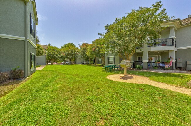 Building Photo - 3045 Marina Bay Dr