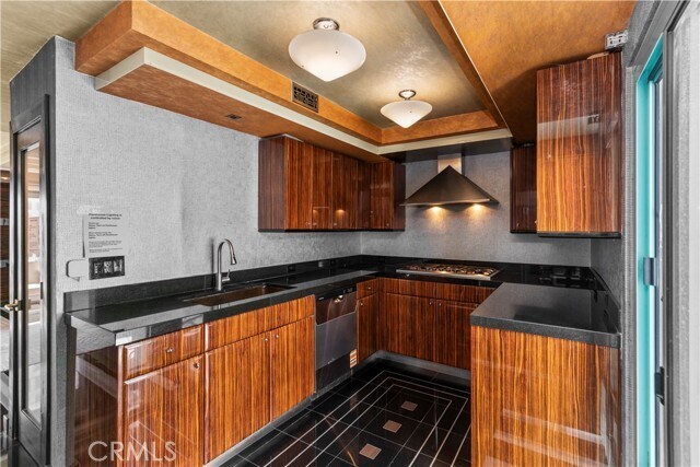 Building Photo - 10336 Wilshire Blvd